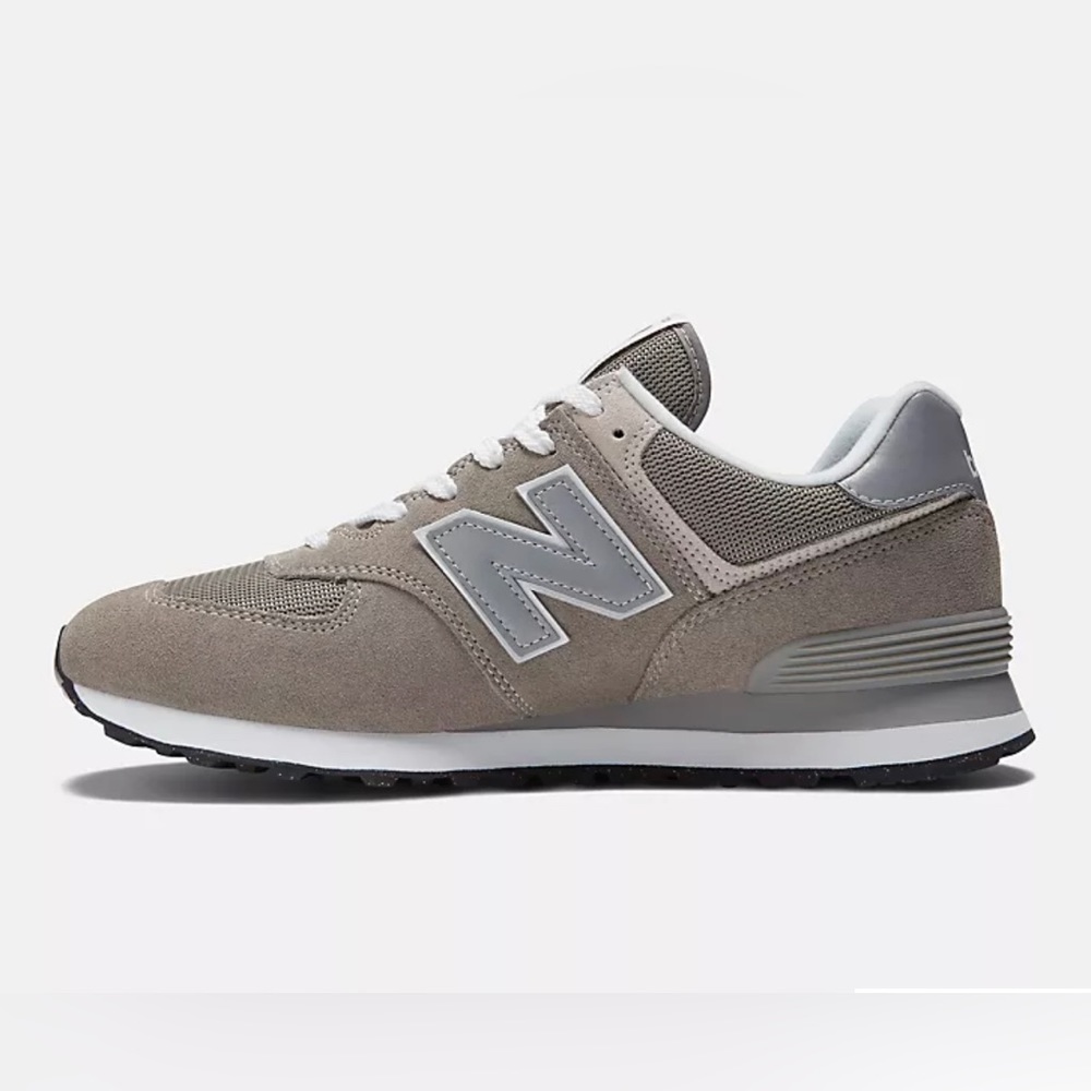 *NEW* New Balance 574 Classic; Size 11 1/2; Men’s